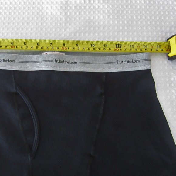 Mens Large Fruit of the loom boxers Free in a $25.00 bundle - Picture 7 of 11